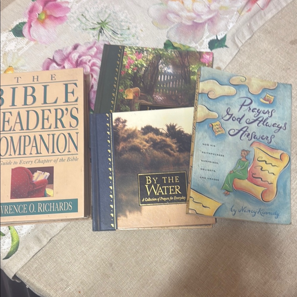 (Sale $5) Inspirational Christian Book Collection